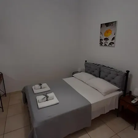 Apartments Zaranis Ermoúpoli Chambre photo